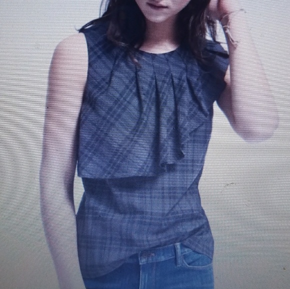 🌟Banana Republic Blue Sleeveless Blouse - Picture 6 of 8